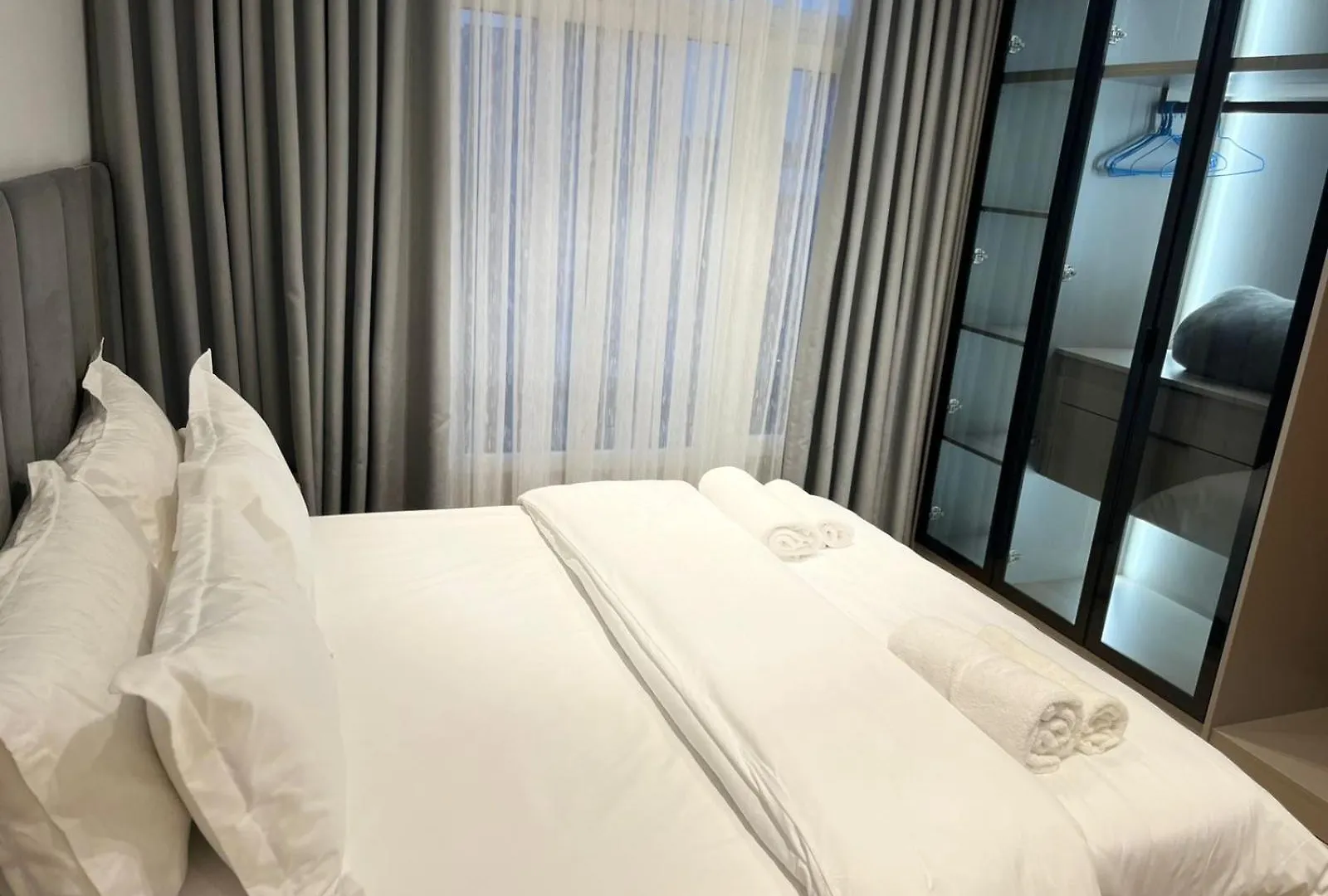 Elrej Apartments تيرانا